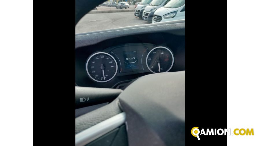 Iveco Mod. IVECO Vers. IVECO | Leggero Cabinato <= 35 q.li Telaio | INDUSTRIAL CARS S.P.A