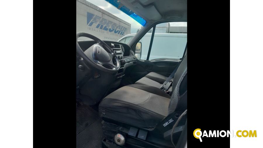 Iveco Mod. IVECO Vers. IVECO | Leggero Furgone <= 35 q.li Isotermico con gruppo frigo | INDUSTRIAL CARS S.P.A