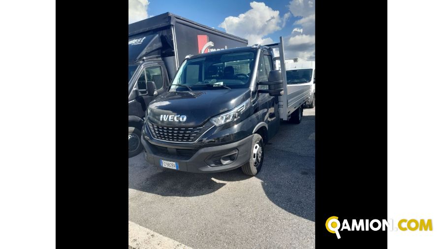 Iveco Mod. IVECO Vers. IVECO | Leggero Cabinato <= 35 q.li Cassone fisso | INDUSTRIAL CARS S.P.A