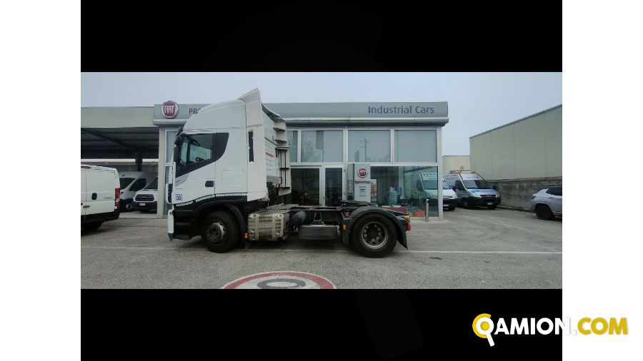 Iveco Mod. IVECO Vers. IVECO | Trattore Trattore | INDUSTRIAL CARS S.P.A