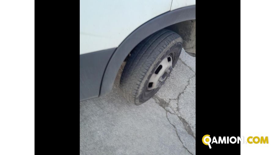 Iveco Mod. IVECO Vers. IVECO | Leggero Cabinato <= 35 q.li Cassone fisso con centina | INDUSTRIAL CARS S.P.A