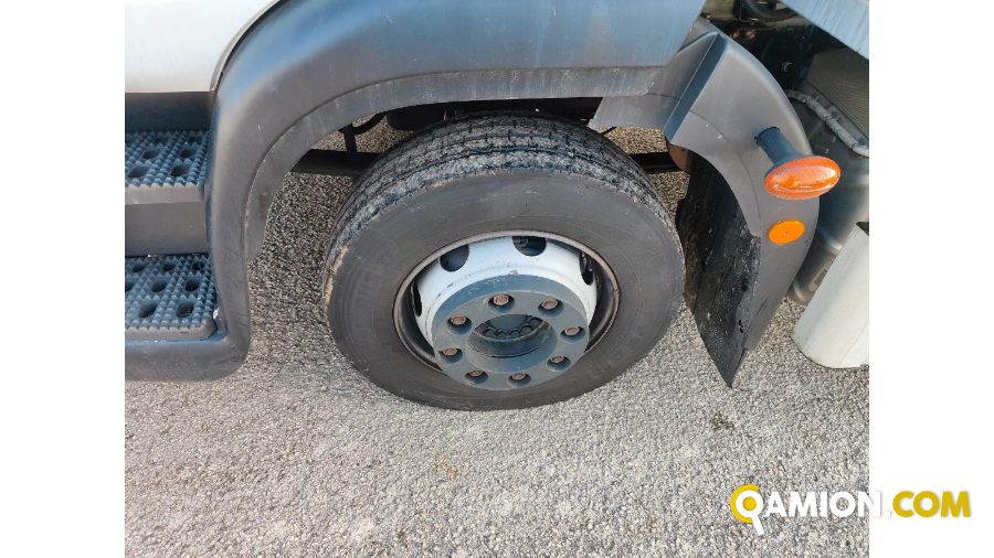 Iveco Mod. IVECO Vers. IVECO | Leggero Cabinato > 35 q.li Isotermico con gruppo frigo e sponda | INDUSTRIAL CARS S.P.A