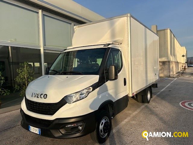 Iveco Mod. IVECO Vers. IVECO | Leggero Cabinato <= 35 q.li Furgonato | INDUSTRIAL CARS S.P.A