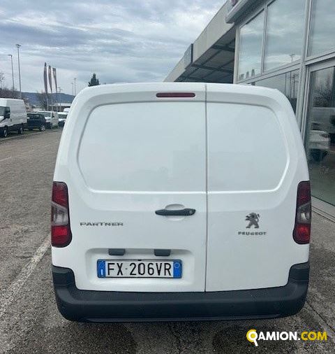 Peugeot Mod. PEUGEOT Vers. PEUGEOT | Leggero Cabinato <= 35 q.li Isotermico con gruppo frigo | INDUSTRIAL CARS S.P.A