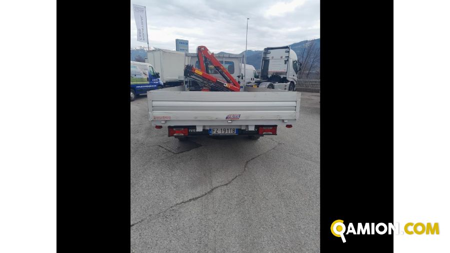 Iveco Mod. IVECO Vers. IVECO | Leggero Cabinato <= 35 q.li Cassone fisso con Gru | INDUSTRIAL CARS S.P.A