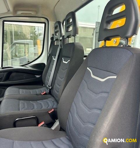 Iveco Mod. IVECO Vers. IVECO | Leggero Furgone <= 35 q.li Furgonato con sponda | INDUSTRIAL CARS S.P.A