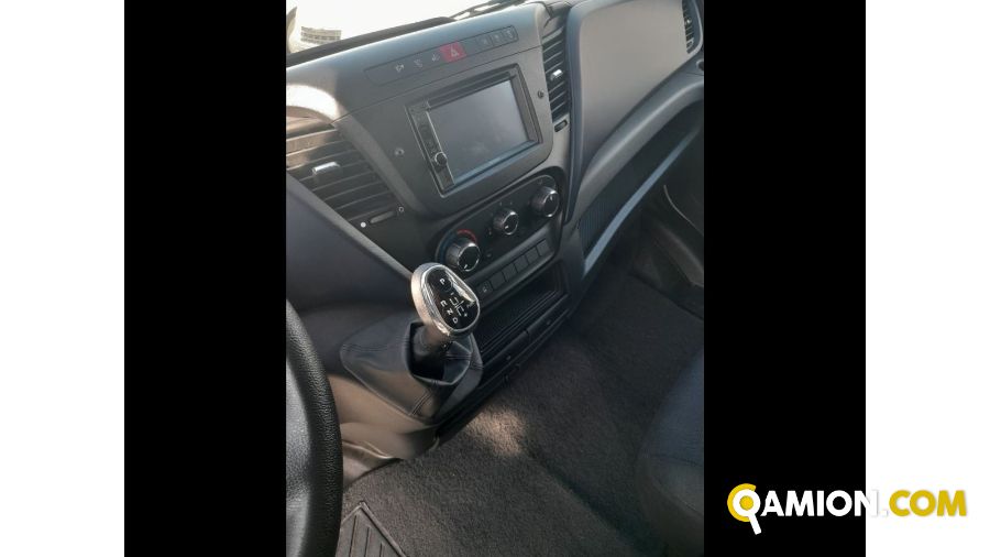 Iveco Mod. IVECO Vers. IVECO | Leggero Furgone <= 35 q.li Furgone di serie / Van | INDUSTRIAL CARS S.P.A