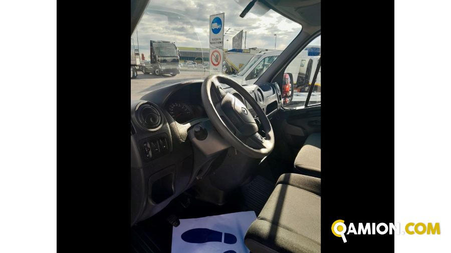 RENAULT V.I. Vers. RENAULT V.I. | Leggero Furgone <= 35 q.li Furgone di serie / Van | INDUSTRIAL CARS S.P.A