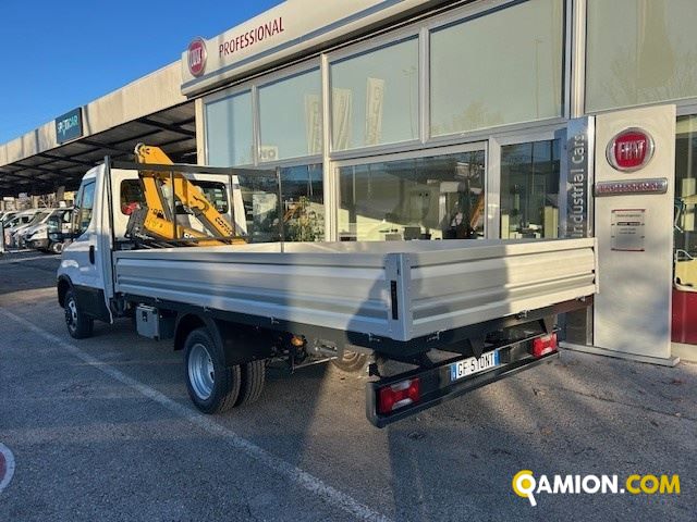 Iveco Mod. IVECO Vers. IVECO | Leggero Furgone <= 35 q.li Furgone di serie / Van | INDUSTRIAL CARS S.P.A
