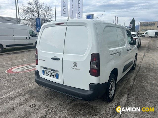 Peugeot Mod. PEUGEOT Vers. PEUGEOT | Leggero Cabinato <= 35 q.li Isotermico con gruppo frigo | INDUSTRIAL CARS S.P.A