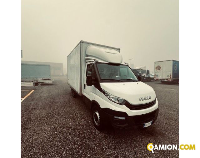 Iveco Mod. IVECO Vers. IVECO | Leggero Cabinato <= 35 q.li Furgonato | INDUSTRIAL CARS S.P.A