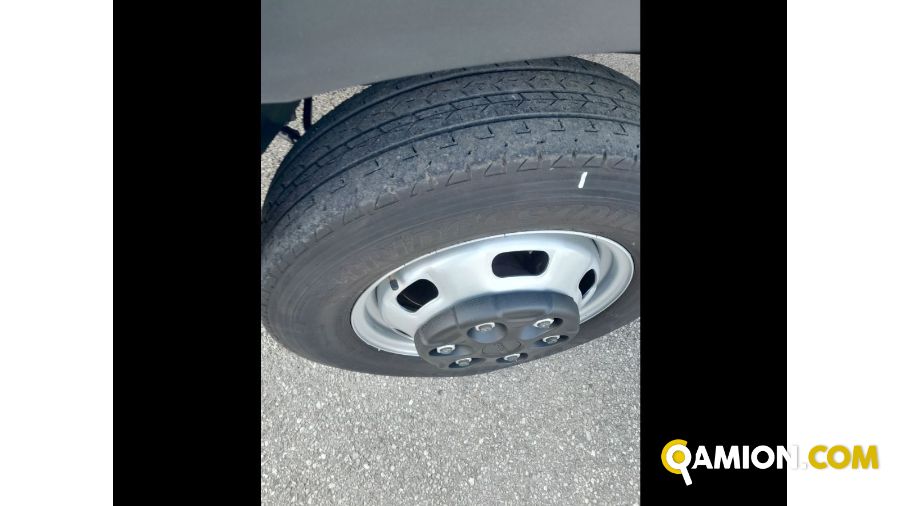 Iveco Mod. IVECO Vers. IVECO | Leggero Cabinato <= 35 q.li Telaio | INDUSTRIAL CARS S.P.A