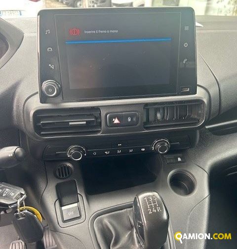 Peugeot Mod. PEUGEOT Vers. PEUGEOT | Leggero Cabinato <= 35 q.li Isotermico con gruppo frigo | INDUSTRIAL CARS S.P.A