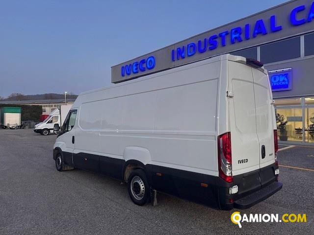 Iveco Mod. IVECO Vers. IVECO | Leggero Furgone <= 35 q.li Furgone di serie / Van | INDUSTRIAL CARS S.P.A