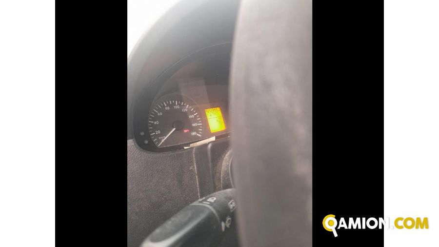 Mercedes Mod. MERCEDES V.I. Vers. MERCEDES V.I. | Leggero Cabinato <= 35 q.li Cassone fisso | INDUSTRIAL CARS S.P.A