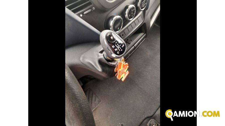 Iveco Mod. IVECO Vers. IVECO | Leggero Cabinato <= 35 q.li Furgonato | INDUSTRIAL CARS S.P.A