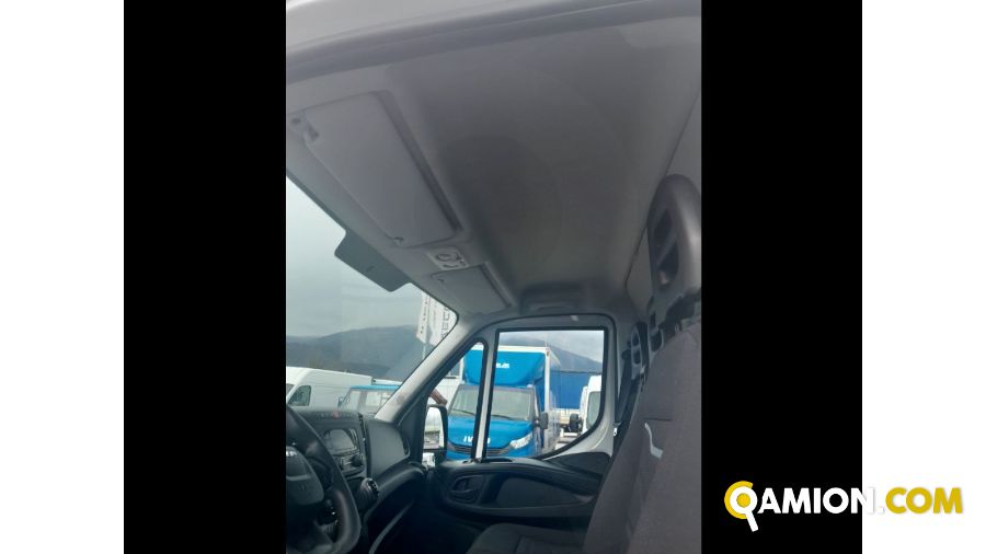 Iveco Mod. IVECO Vers. IVECO | Leggero Cabinato <= 35 q.li Furgonato | INDUSTRIAL CARS S.P.A