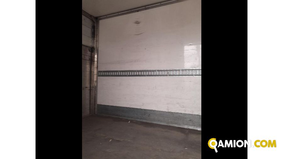 Iveco Mod. IVECO Vers. IVECO | Leggero Cabinato <= 35 q.li Furgonato con sponda | INDUSTRIAL CARS S.P.A