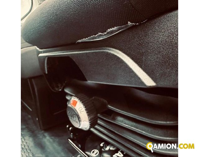 Iveco Mod. IVECO Vers. IVECO | Leggero Cabinato <= 35 q.li | INDUSTRIAL CARS S.P.A