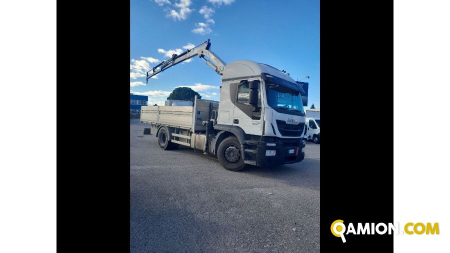 Iveco Mod. IVECO Vers. IVECO | Motrice Cassone fisso con Gru | INDUSTRIAL CARS S.P.A