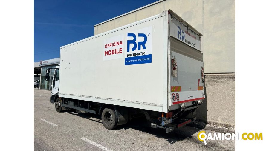 Iveco Mod. IVECO Vers. IVECO | Leggero Cabinato > 35 q.li Furgonato con sponda | INDUSTRIAL CARS S.P.A