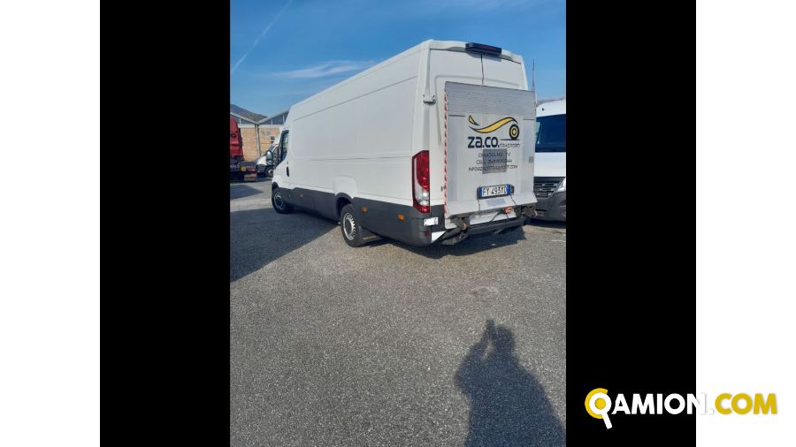 Iveco Mod. IVECO Vers. IVECO | Leggero Furgone <= 35 q.li Furgone di serie / Van | INDUSTRIAL CARS S.P.A