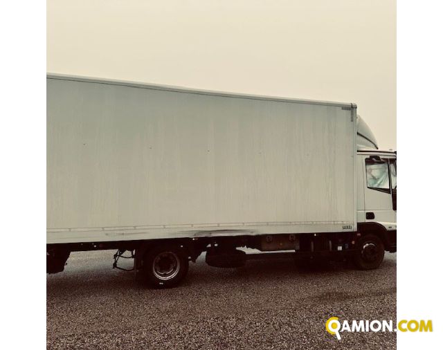 Iveco Mod. IVECO Vers. IVECO | Leggero Cabinato > 35 q.li Furgonato con sponda | INDUSTRIAL CARS S.P.A