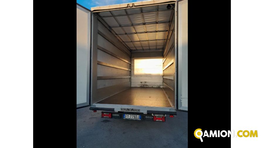 Iveco Mod. IVECO Vers. IVECO | Leggero Cabinato <= 35 q.li Cassone fisso con centina | INDUSTRIAL CARS S.P.A