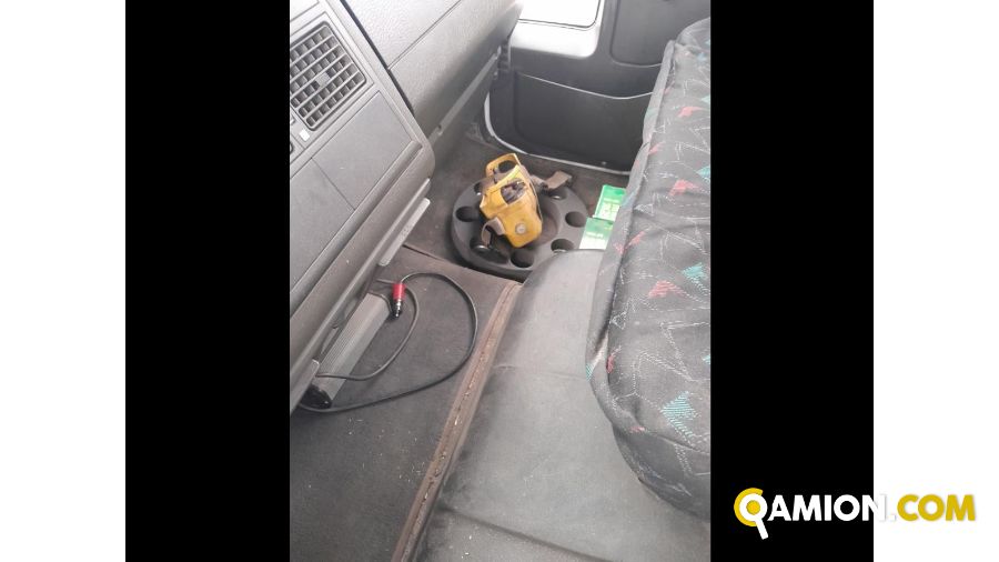 Iveco Mod. IVECO Vers. IVECO | Leggero Cabinato > 35 q.li Cassone Ribaltabile con gru | INDUSTRIAL CARS S.P.A