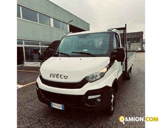 Iveco Mod. IVECO Vers. IVECO | Leggero Cabinato <= 35 q.li Cassone fisso | INDUSTRIAL CARS S.P.A