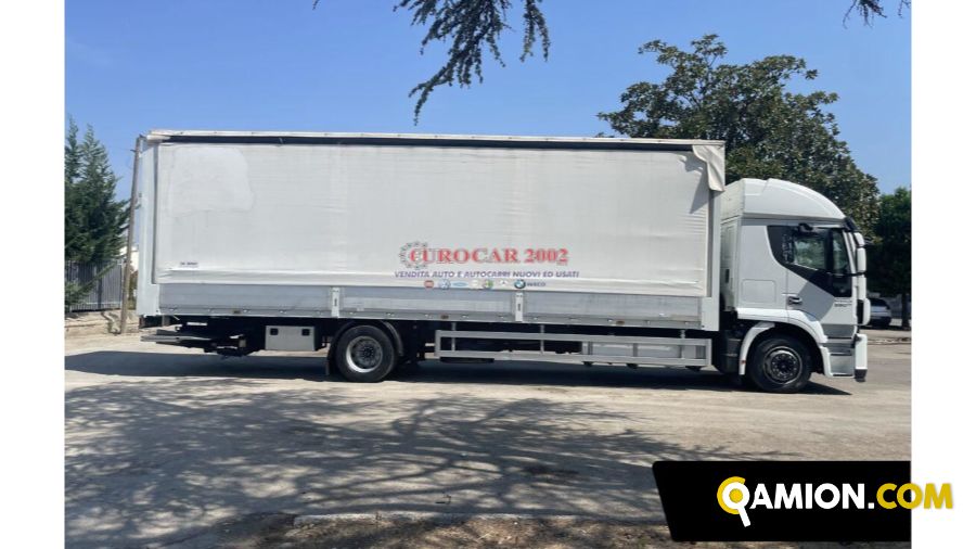Iveco Stralis 330 Hi Way 2 Assi Q 180 Stralis 330 Hi Way 2 Assi Q 180 | EUROCAR2002 S.R.L.