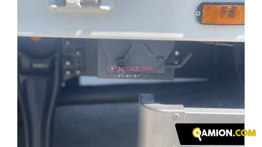 Iveco Stralis 330 Hi Way 2 Assi Q 180 Stralis 330 Hi Way 2 Assi Q 180 | EUROCAR2002 S.R.L.