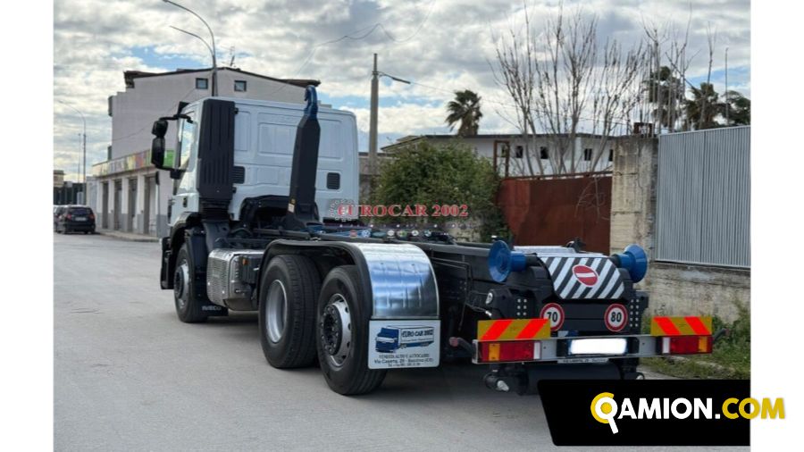 Iveco Stralis 330 Cabina Corta Passo 3800 Stralis 330 Cabina Corta Passo 3800 | EUROCAR2002 S.R.L.