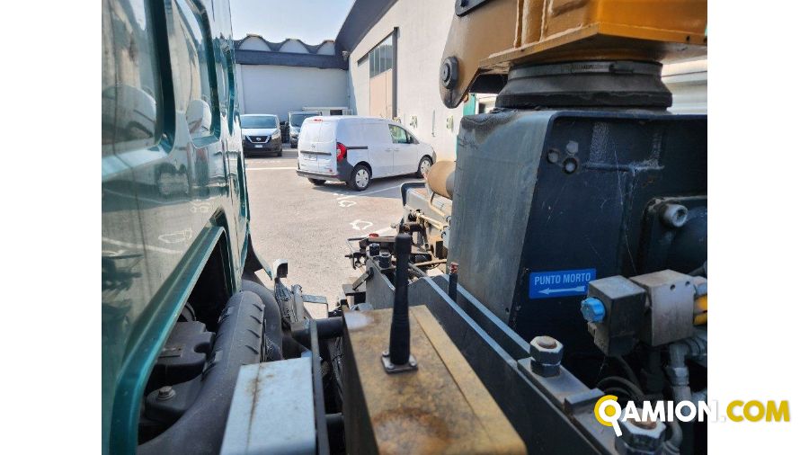 Renault MIDLUM - GRU e RIBALTABILE MIDLUM - GRU e RIBALTABILE | Altro Cassone Ribaltabile