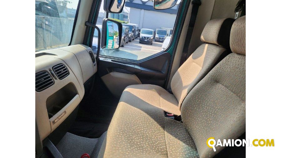 Renault MIDLUM - GRU e RIBALTABILE MIDLUM - GRU e RIBALTABILE | Altro Cassone Ribaltabile