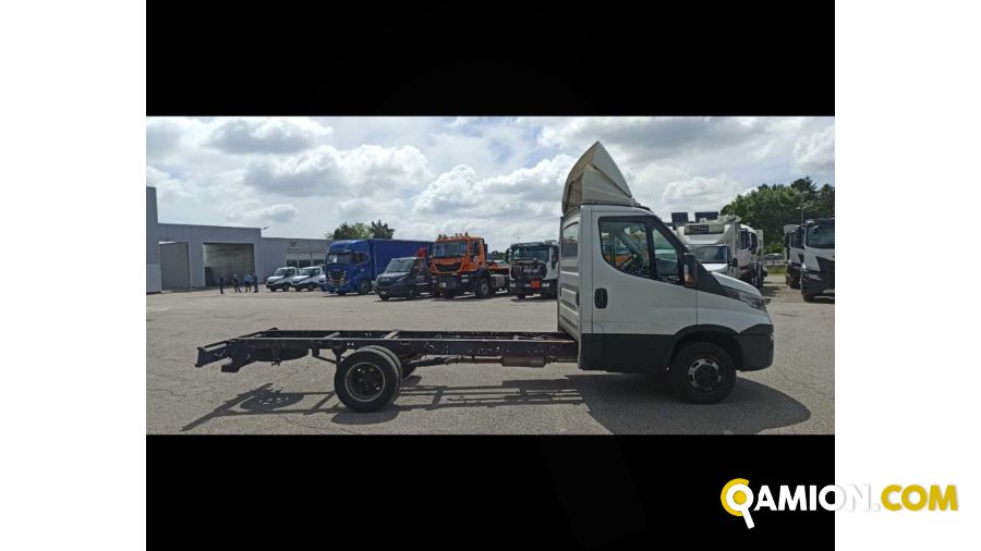 Iveco Daily 35 C16H 2.3 A8 3750 HD A TELAIO Daily 35 C16H 2.3 A8 3750 HD A TELAIO | Leggero Cabinato <= 35 q.li Altro | ATL SPA