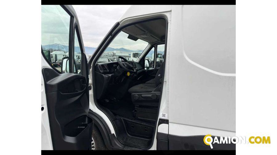 Iveco 35S12V - FURGONE DI SERIE 35S12V - FURGONE DI SERIE Altro | TENTORI