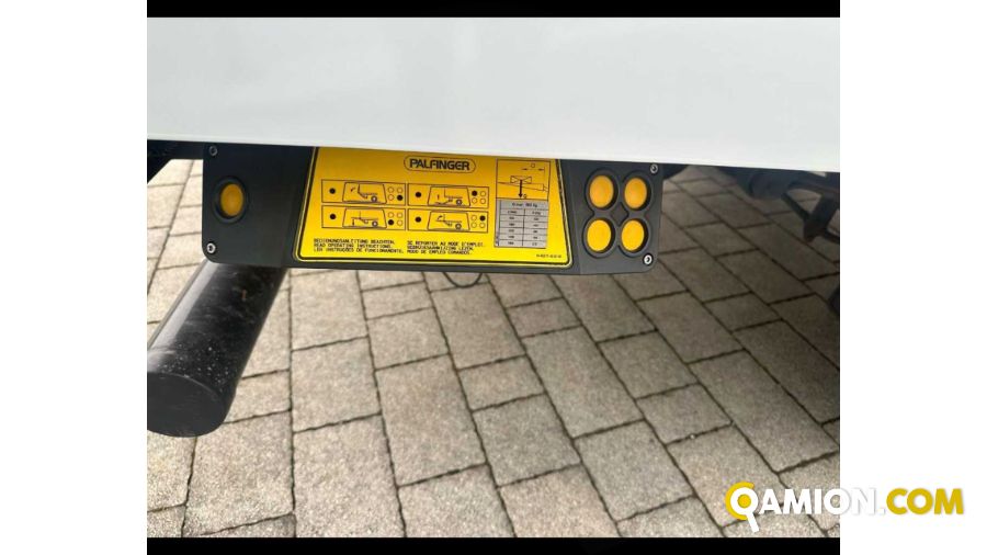 Iveco 35C16 H - FURGONE IN LEGA CON SPONDA CARICATRICE POSTERIORE 35C16 H - FURGONE IN LEGA CON SPONDA CARICATRICE POSTERIORE Altro | TENTORI