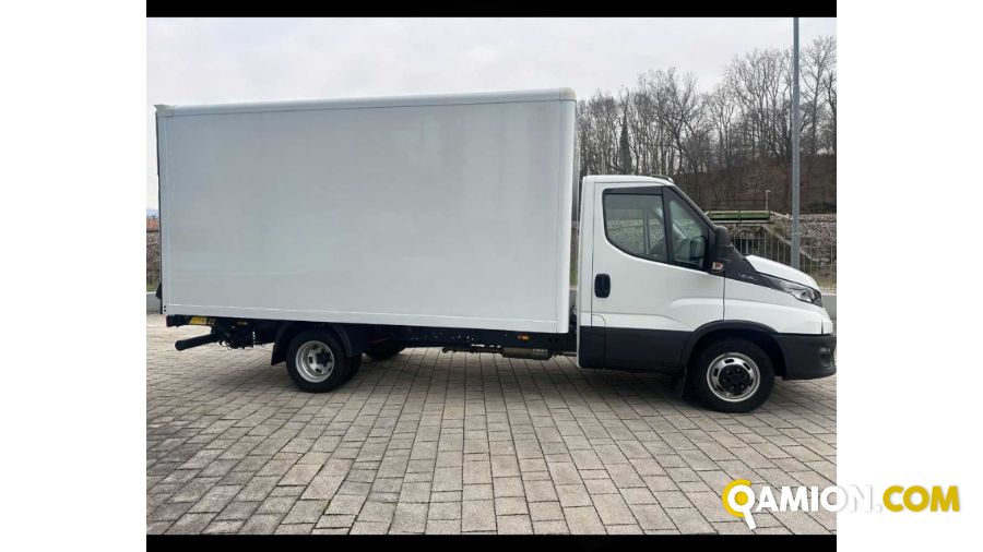 Iveco 35C16 H - FURGONE IN LEGA CON SPONDA CARICATRICE POSTERIORE 35C16 H - FURGONE IN LEGA CON SPONDA CARICATRICE POSTERIORE Altro | TENTORI