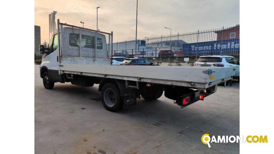 Iveco 35C12 CASSONE FISSO 35C12 CASSONE FISSO | Milano Industrial S.P.A.