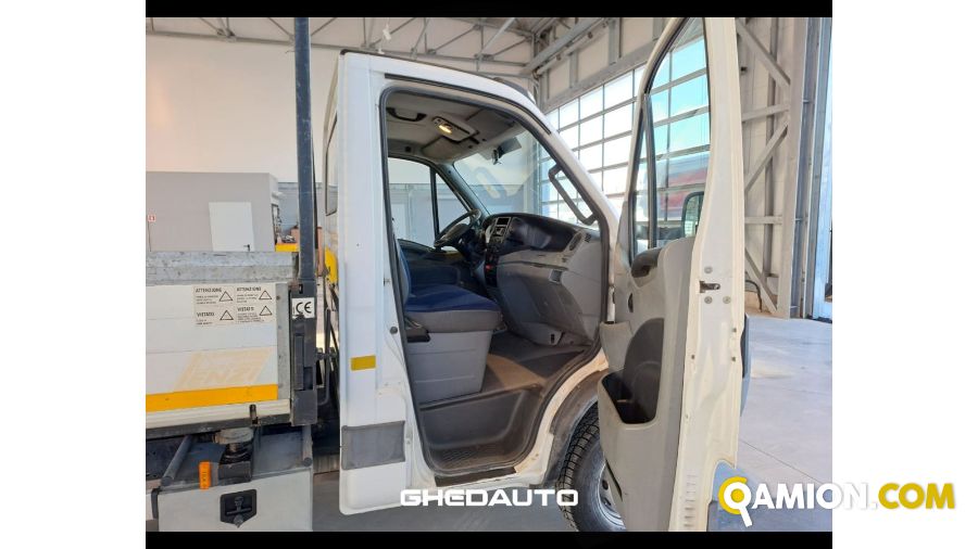 Iveco DAILY 65C18 CON RIBALTABILE TRILATERALE LENZI modello | Leggeri > 3,5 Altro | GHEDAUTO Veicoli Industriali S.r.l.