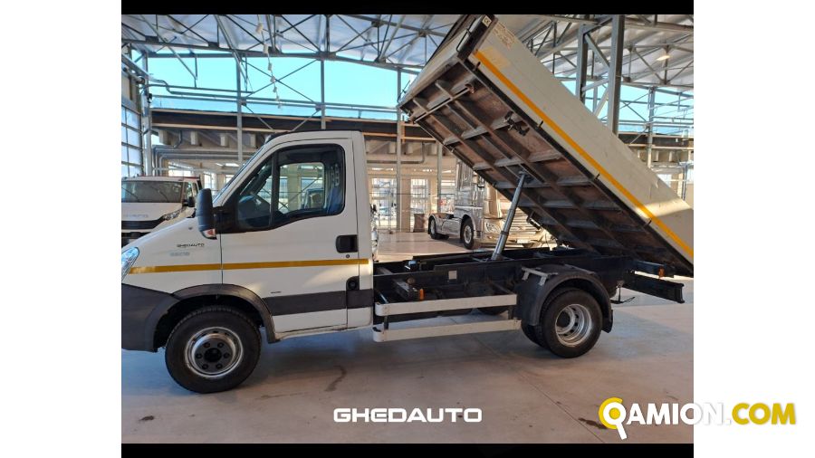 Iveco DAILY 65C18 CON RIBALTABILE TRILATERALE LENZI modello | Leggeri > 3,5 Altro | GHEDAUTO Veicoli Industriali S.r.l.