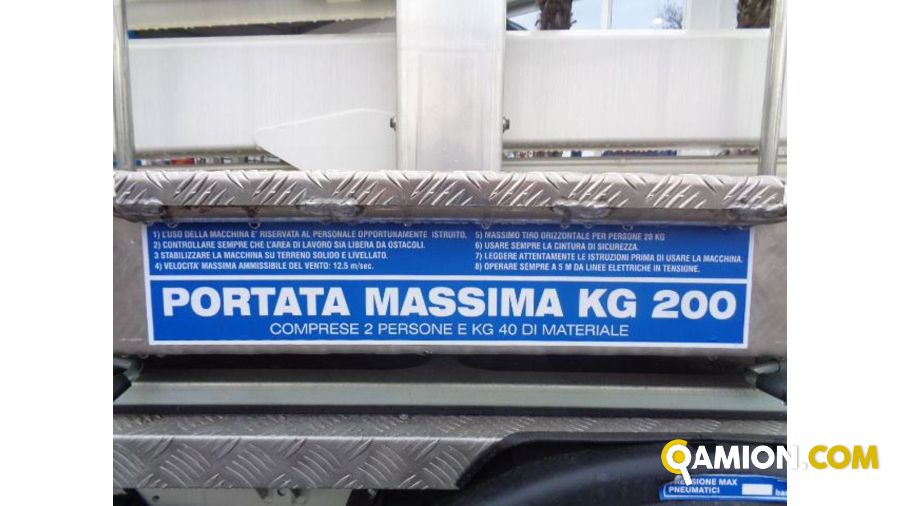 Piaggio PORTER NP6 1.5 PLM-RG Long Range CNG PIATTAFORMA AEREA Altro | VIVA BRESCIA DIESEL SPA