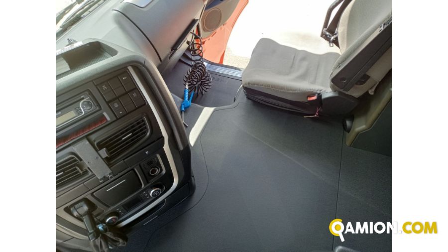 Iveco STRALIS HI-WAY AS440S46T/P