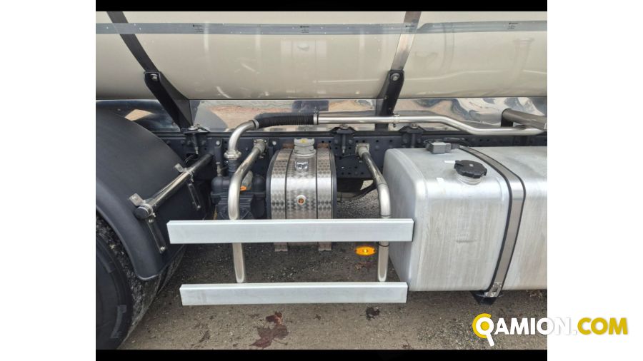 Iveco AS280X53Y/PS ON - C X-Way MY19 AS C11/C13 6x2P AS280X53Y/PS ON - C X-Way MY19 AS C11/C13 6x2P | Motrice Cisterna / Silo | ARA 1965 SpA