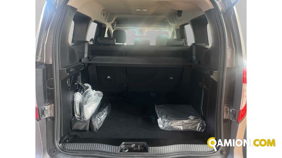 Mercedes-Benz VC EQT 200 | Altro Altro