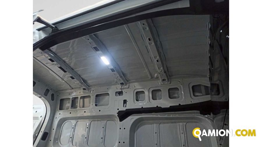 Koelliker Maxus E-Delivery 7 Cargo Van L2H2/88kWh | Altro Altro