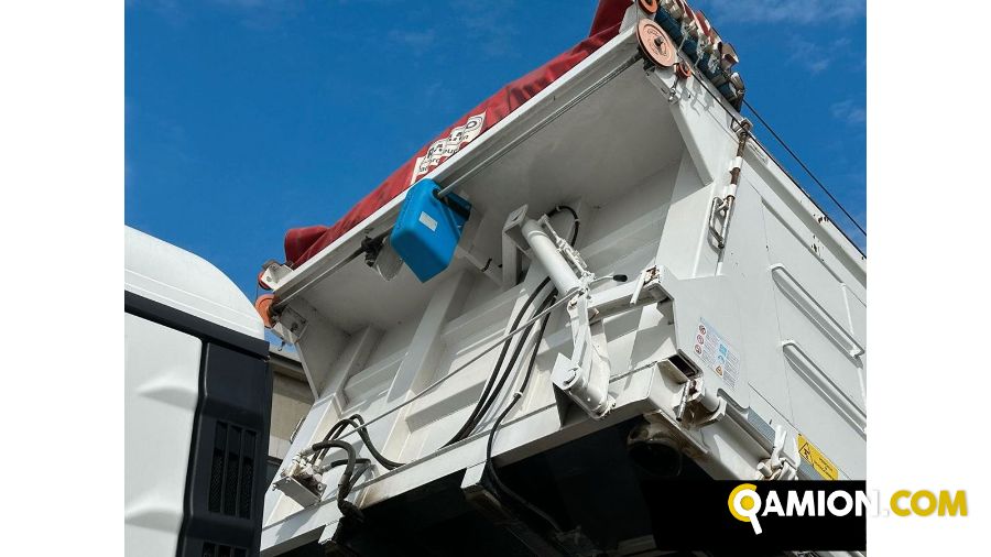 Man TGS 8x4 Ribaltabile trilaterale 2022 | USED TRUCK S.R.L.