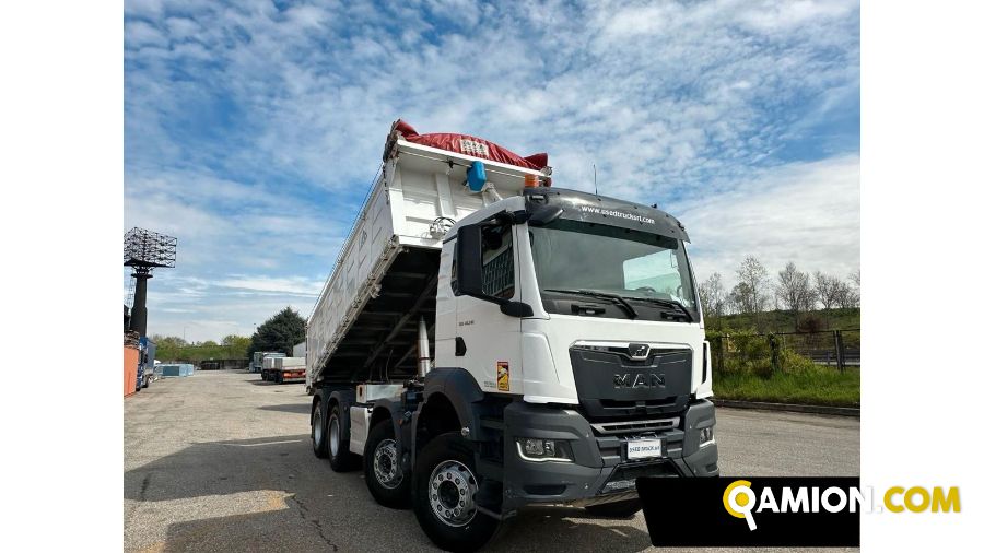 Man TGS 8x4 Ribaltabile trilaterale 2022 | USED TRUCK S.R.L.