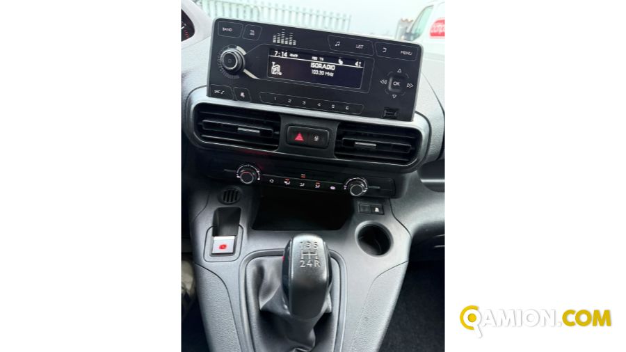 Peugeot Partner 1.6 bluehdi 100cv L1  Partner 1.6 bluehdi 100cv L1 